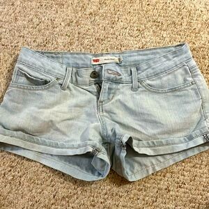 Levi Jean Shorts